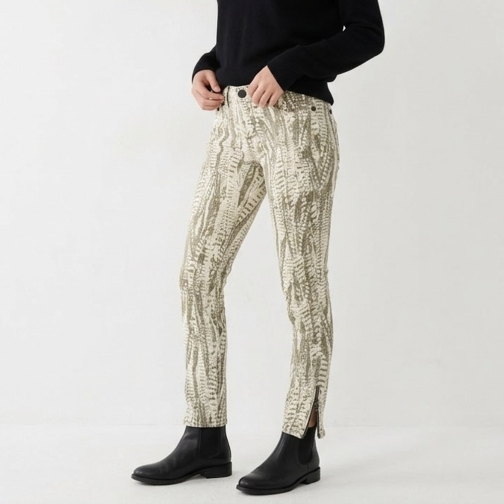 Free People Neutral Animal Print Skinny Jeans with Ankle Zips - Size 27